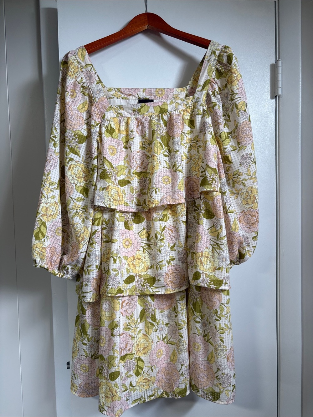Who What Wear Floral Tiered Long Sleeve Dress in White, Pink & Olive